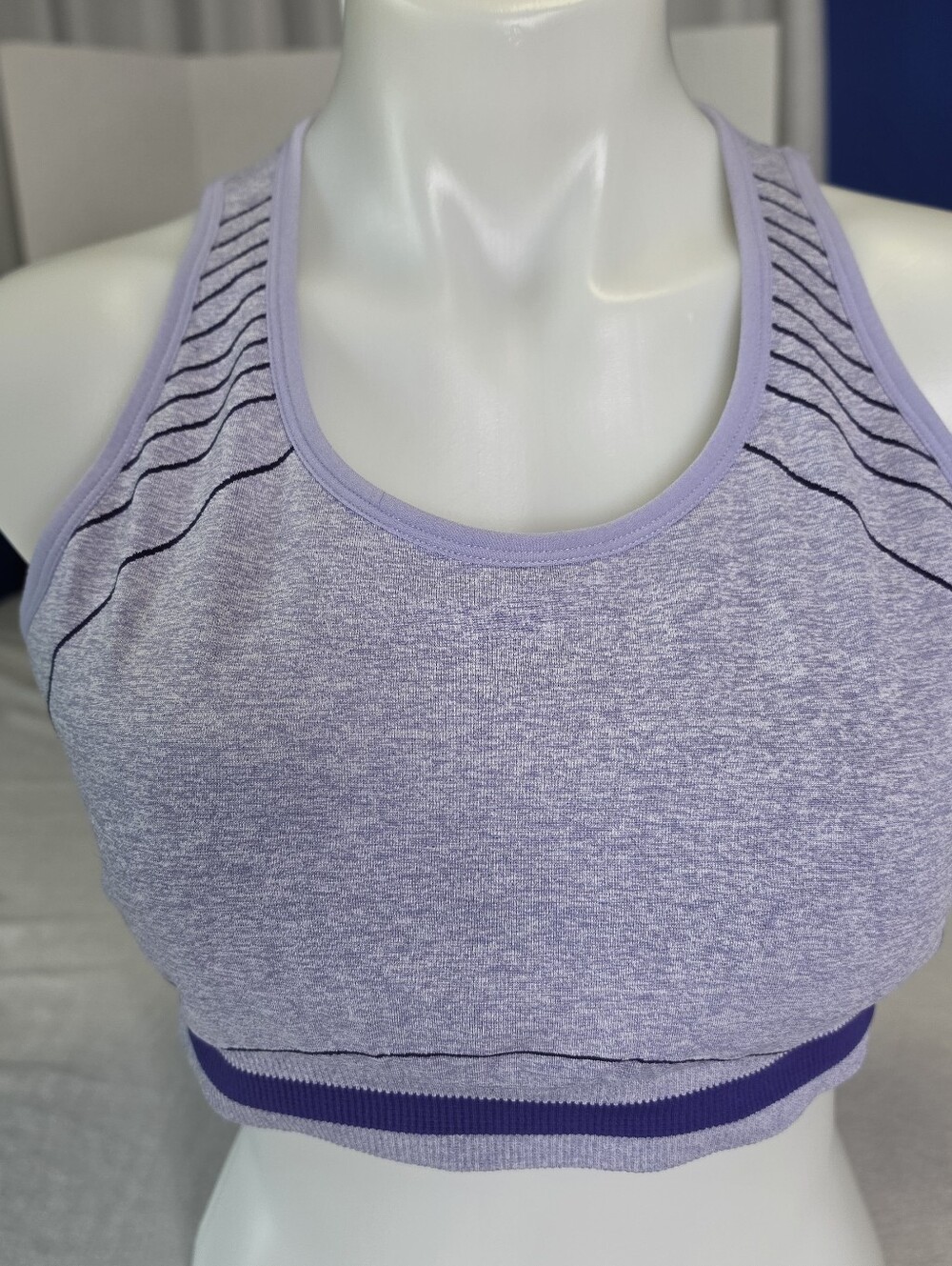 Fabletics Deanna Seamless Sports Bra XL Removable Cup Pads Stretch Purple $34.95
